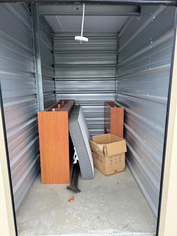 Storage Unit Auction in Fort Wayne, IN at Fort Wayne Storage ends on